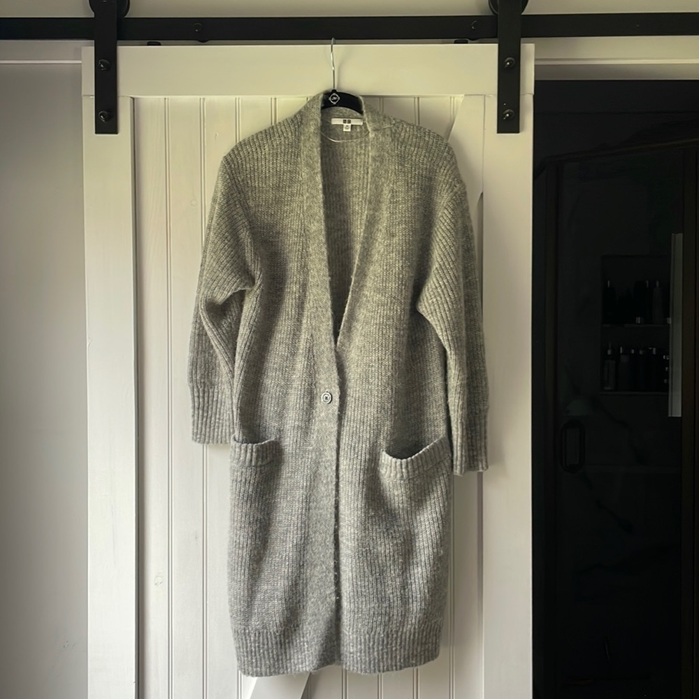 Uniqlo long cardigan sweater xs oversized